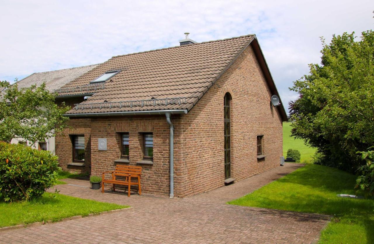 Ferienhaus Eifelnest Scheid  Exterior photo